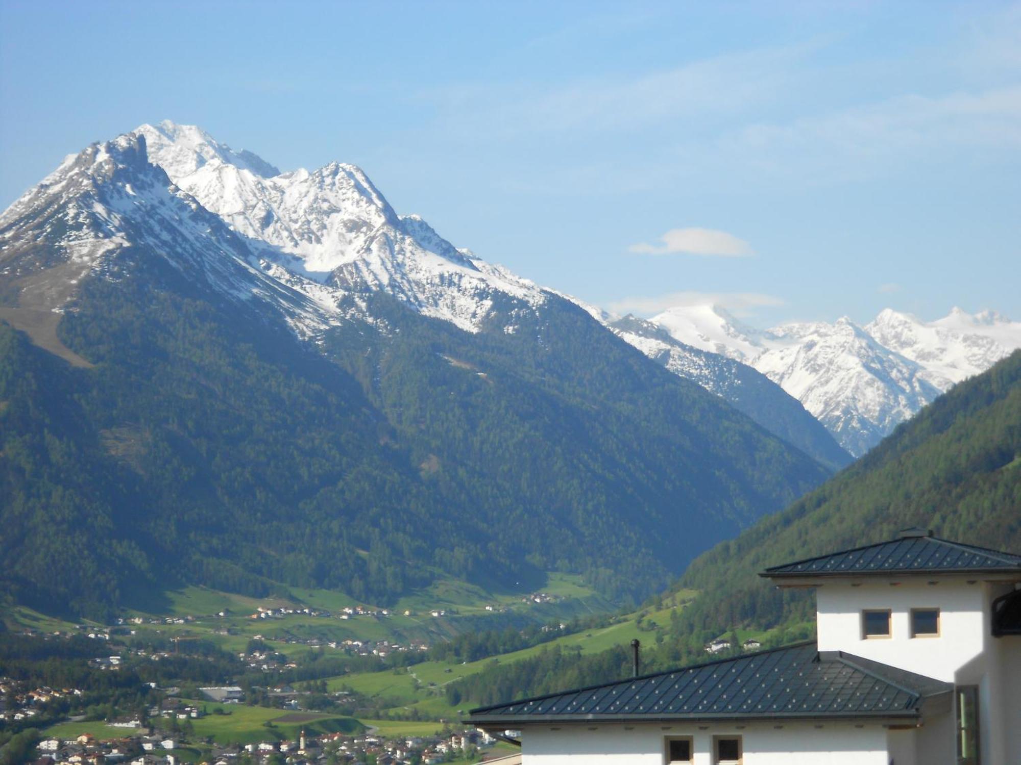 Apartamento Haus Leitgeb Telfes im Stubai Exterior foto