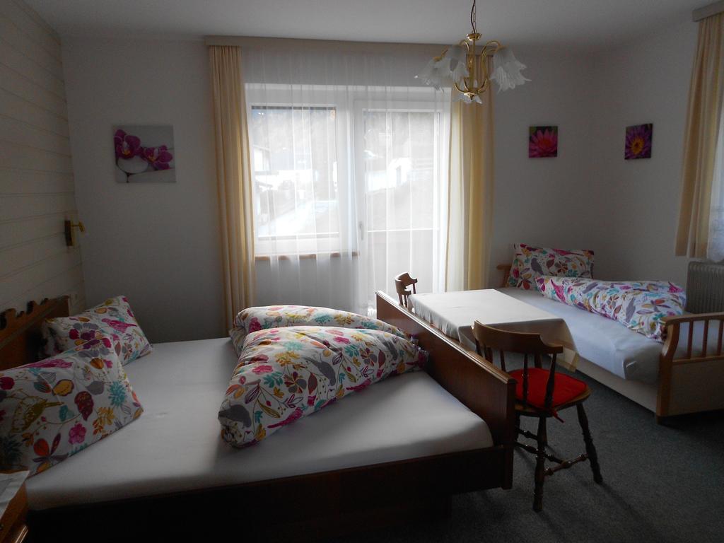 Apartamento Haus Leitgeb Telfes im Stubai Habitación foto