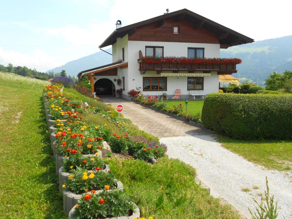 Apartamento Haus Leitgeb Telfes im Stubai Exterior foto